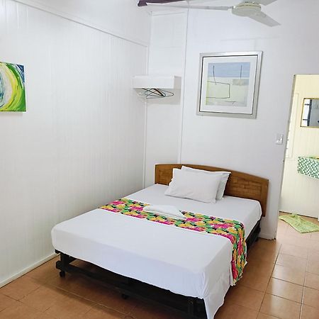 Olivias Accommodation Апиа Екстериор снимка