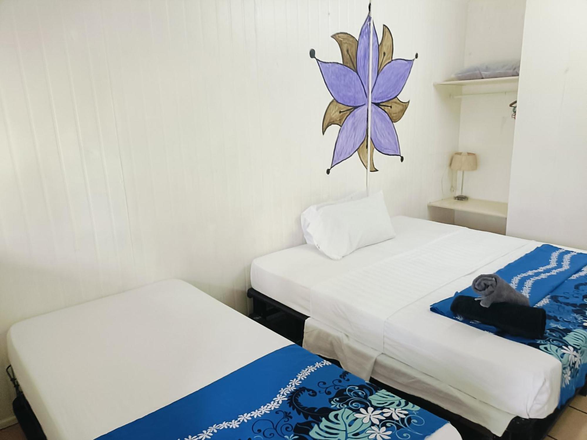Olivias Accommodation Апиа Екстериор снимка