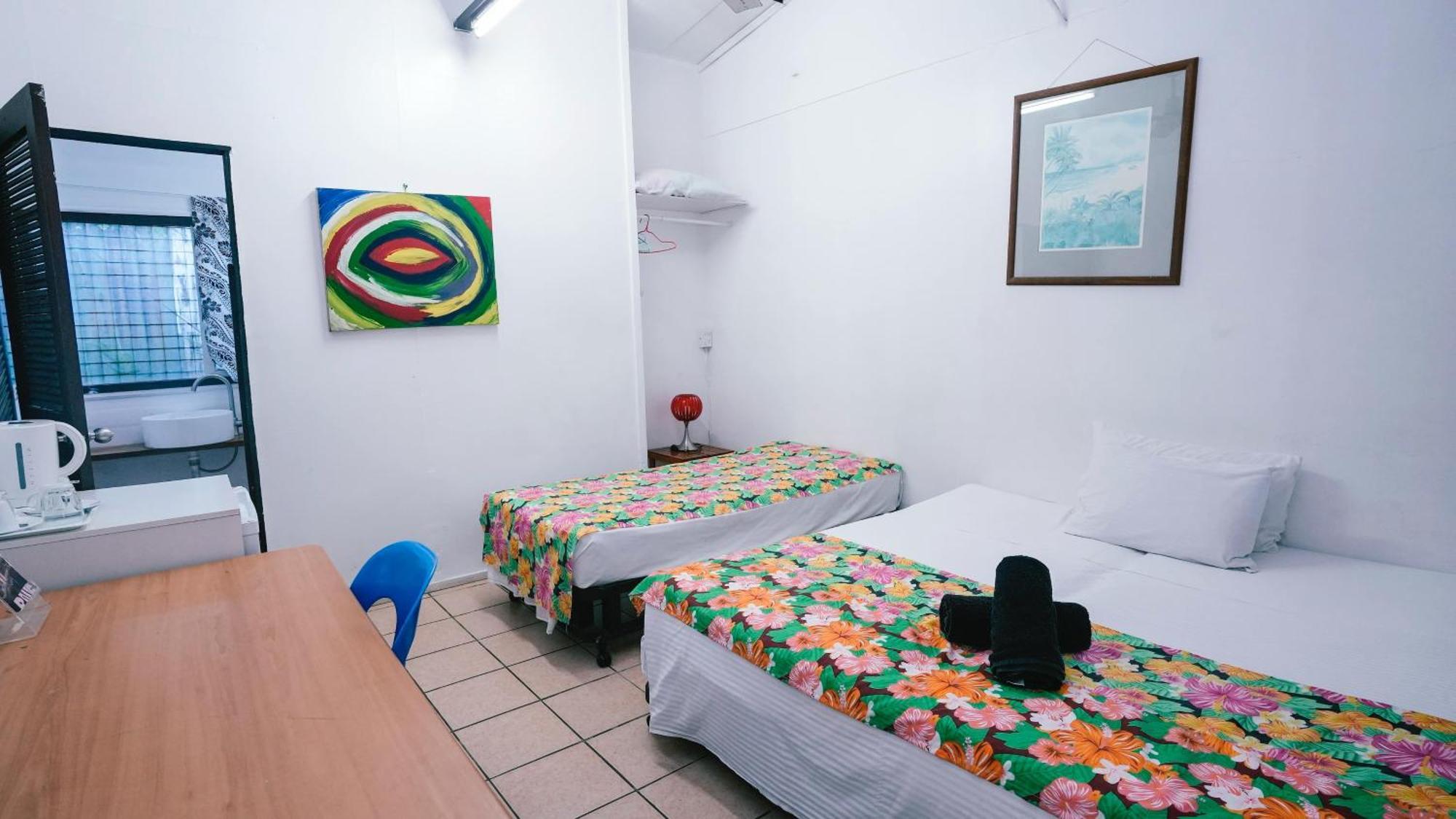 Olivias Accommodation Апиа Екстериор снимка